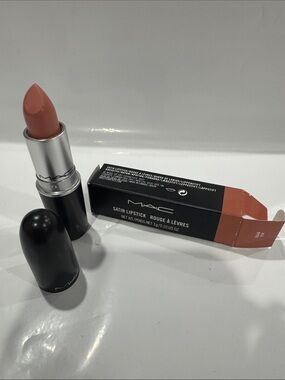 MAC Cosmetics Satin Lipstick - Nude Peachy Coral